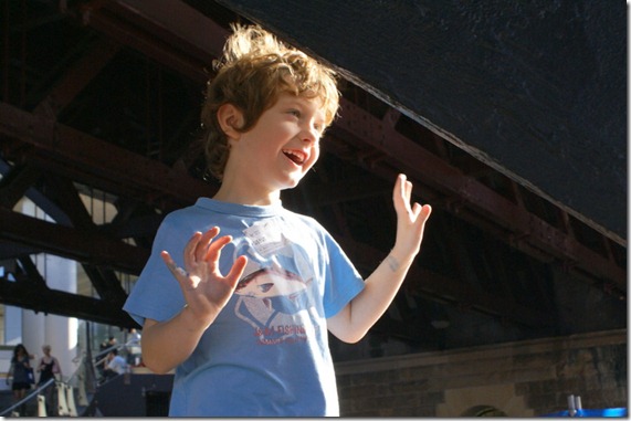 Eli under bridge dancing